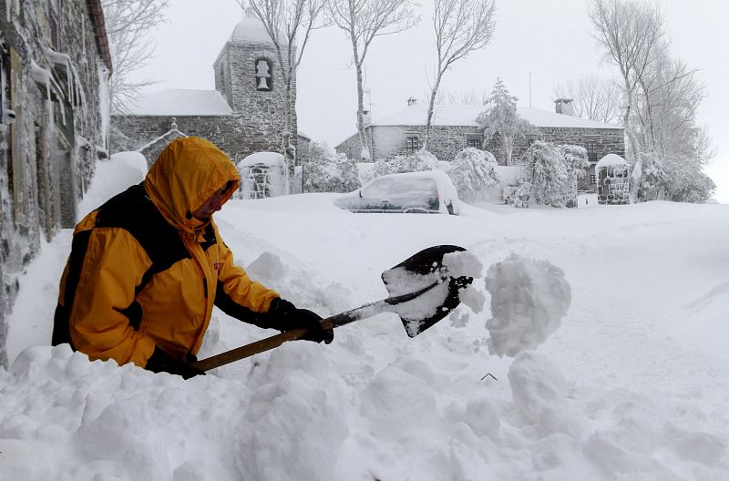 NIEVE EN O CEBREIRO (LUGO)