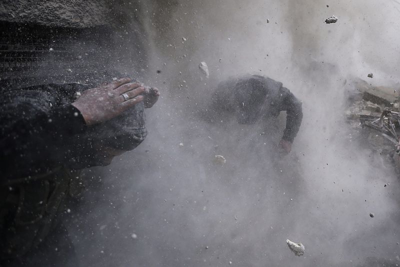 Fotografía de Goran Tomasevic tomada en Siria, primer premio en la categoría de noticias de actualidad