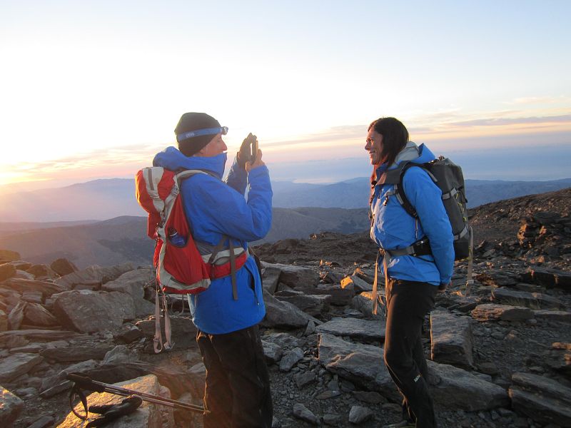 Amanece en el escenario más alto de la península