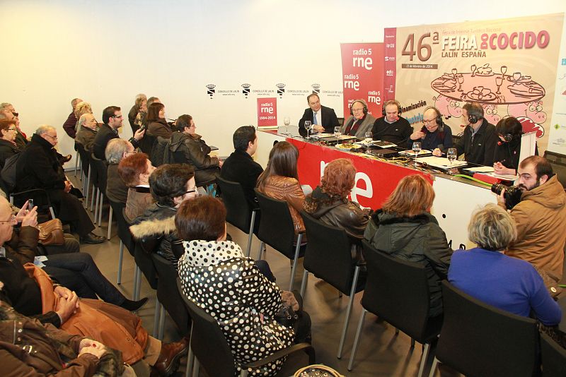 Radio 5 en la Feria del Cocido de Lalín con el divulgador científico Eduard Punset y el prestigioso crítico gastronómico Cristino Álvarez 'Caius Apicius'.