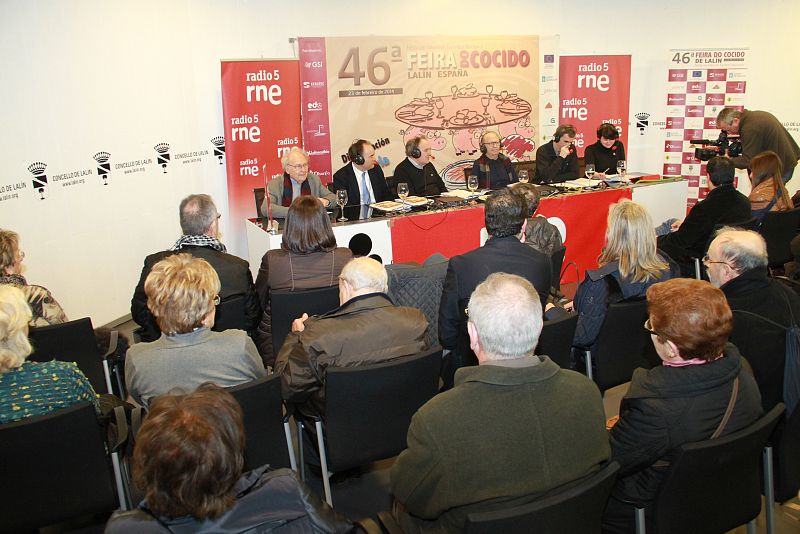 Radio 5 en la Feria del Cocido de Lalín con el divulgador científico Eduard Punset y el prestigioso crítico gastronómico Cristino Álvarez 'Caius Apicius'.