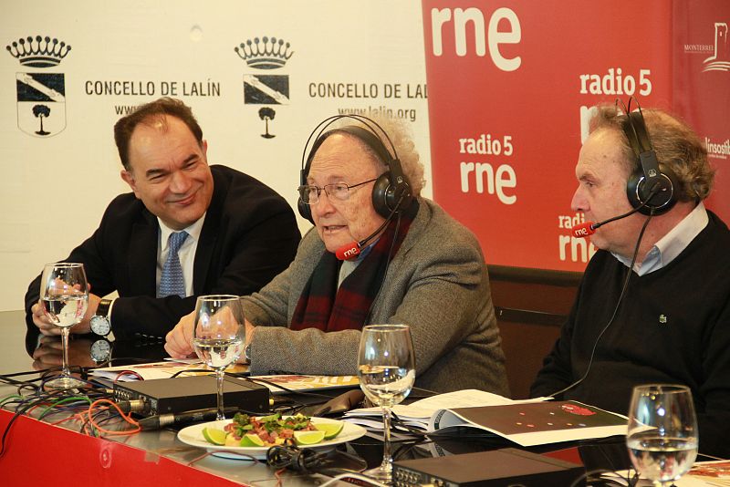 Radio 5 en la Feria del Cocido de Lalín con el divulgador científico Eduard Punset y el prestigioso crítico gastronómico Cristino Álvarez 'Caius Apicius'.