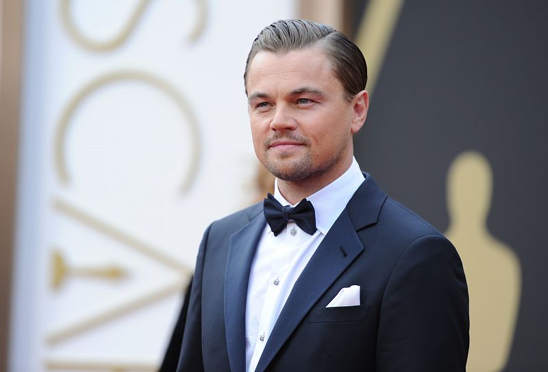El actor nominado a mejor interpretación masculina por 'El lobo de Wall Street' Leonardo DiCaprio en su llegada a la alfombra roja.