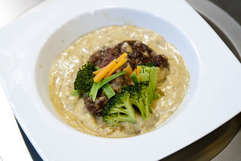 MasterChef - Carrillera sobre crema de verduras de temporada