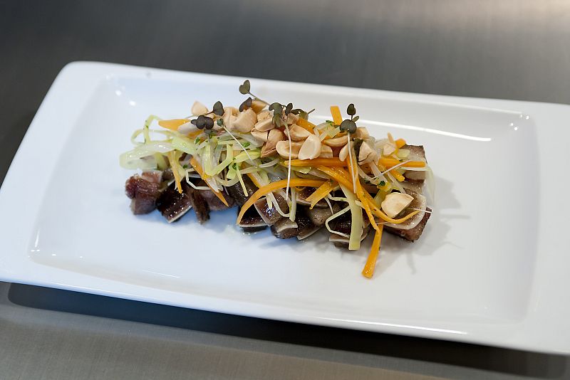 MasterChef - Oreja de cerdo con ensalada, verdura y vinagreta de cítricos