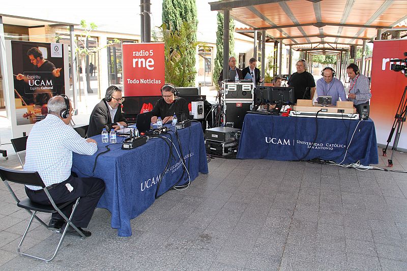 Radio 5 celebra sus 20 años en la Universidad Católica San Antonio de Murcia