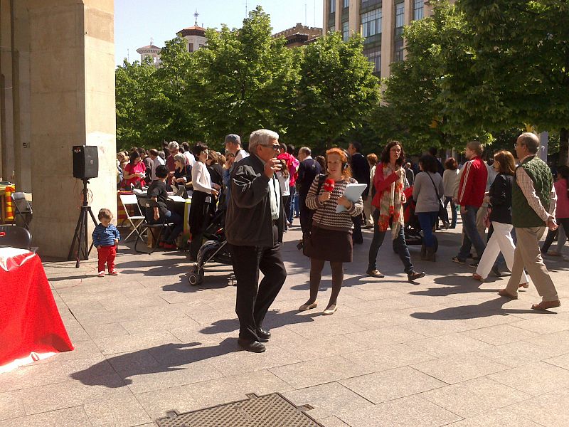 Radio 5 celebra San Jorge en las calles de Zaragoza