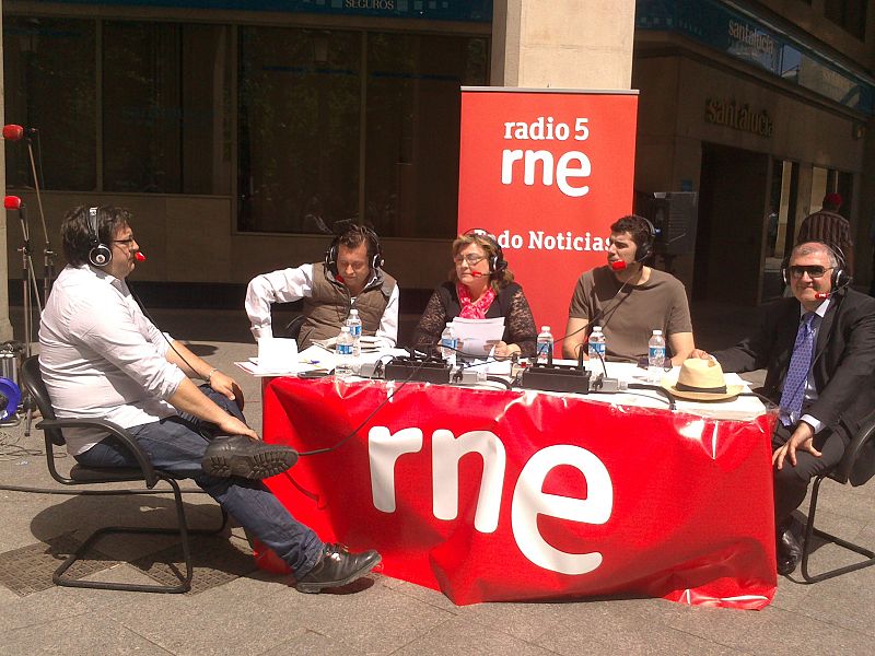 Radio 5 celebra San Jorge en las calles de Zaragoza