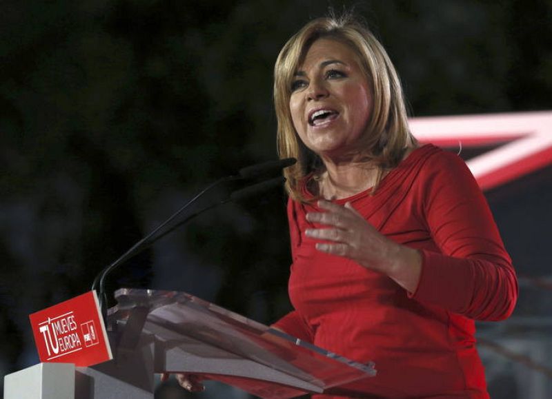 La candidata del PSOE en las elecciones europeas, Elena Valenciano, ha pedido el voto para "frenar a la derecha"durante el acto de inicio de campaña celebrado esta noche en Madrid. 