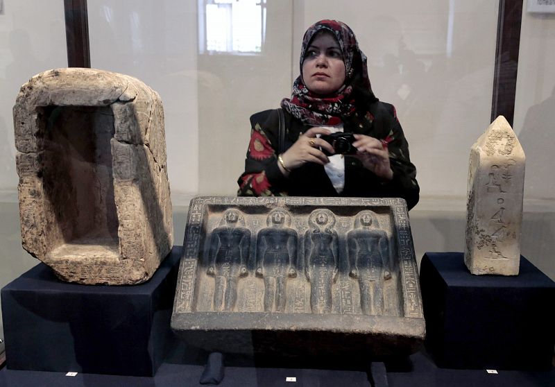 Exhibition displaying stolen art pieces at Egyptian Museum