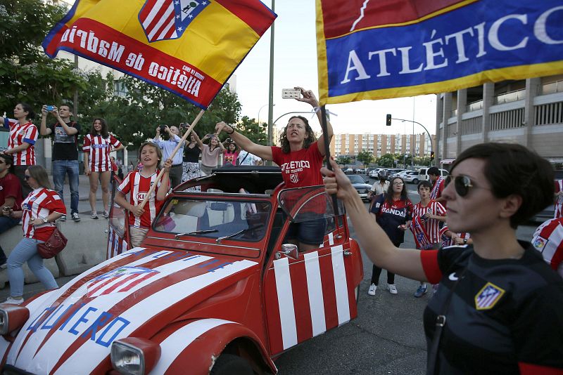 EL ATLÉTICO DE MADRID CELEBRA CON LOS AFICIONADOS EL TÍTULO DE LIGA