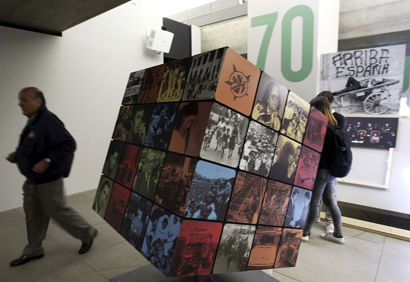 La agencia EFE conmemora su 75 aniversario y celebra esta efeméride, entre otros eventos, con una exposición en la Casa del Lector (Matadero).