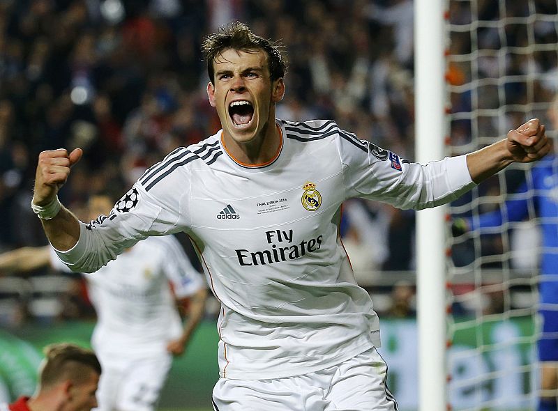 Gareth Bale, jugador galés del Real Madrid, celebra el 2-1 para el Real Madrid frente al Atlético de Madrid en la final de Liga de Campeones 2014 disputada en Lisboa