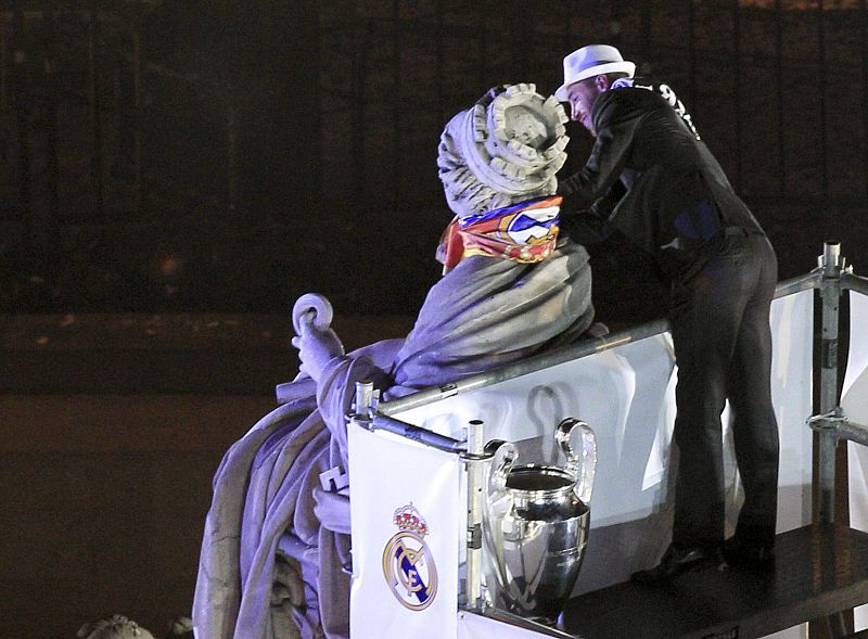 CELEBRACIÓN EN LA PLAZA DE CIBELES