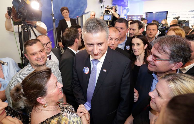 El lider del Partido de Unión Democrática de Croacia, Tomislav Karamarko, durante el anuncio de los resultados de las Elecciones Europeas en su cuartel general en Zagreb.