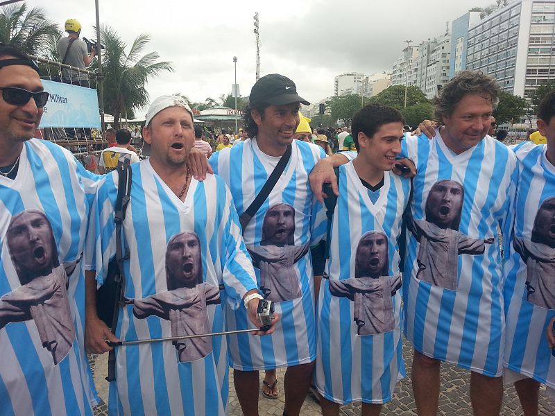 Los seguidores argentinos, los más numerosos entre los miles de brasileños.