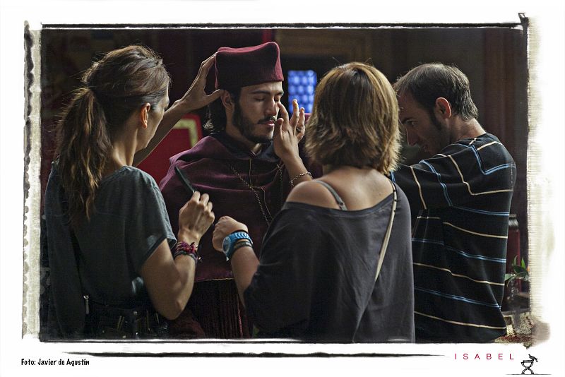 Y es que siempre están pendientes de todos los detalles...¡que todos nuestros actores salgan perfectos!