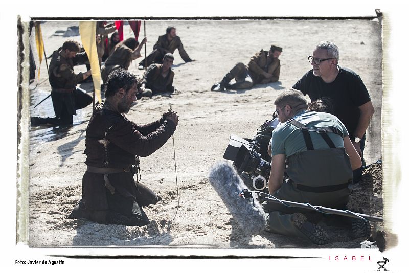 Esta era una de las escenas más esperadas...¡Colón ha llegado a América! Hasta la playa se fue el equipo de Jordi Frades para grabar esta escena con Julio Manrique