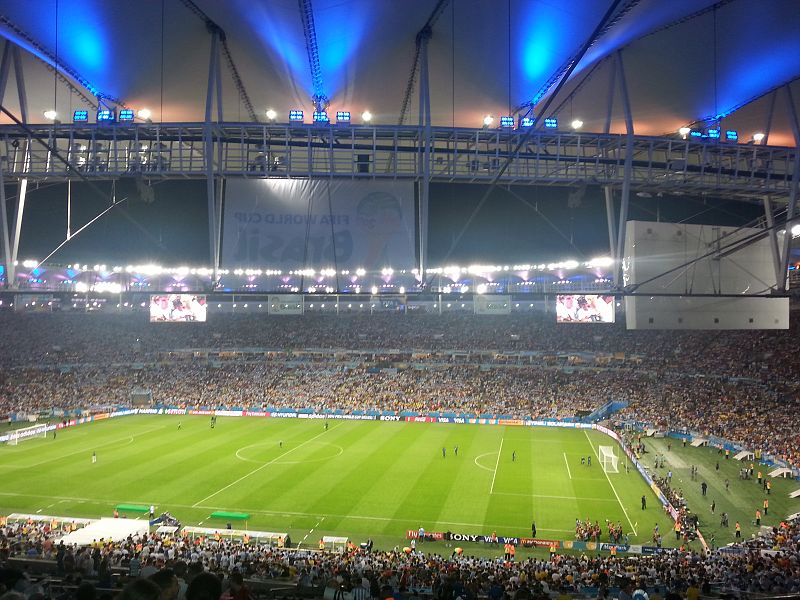 Y, por fin, el estadio Maracaná en plena efersvercencia, en su primer partido del Mundial, el Argentina-Bosnia.