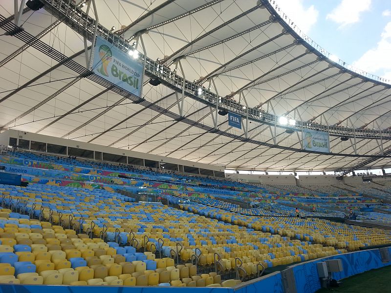 El gigantesco techo metálico de Maracaná es una de las señas más características del estadio y fue una de las partes más costosas de su renovación.