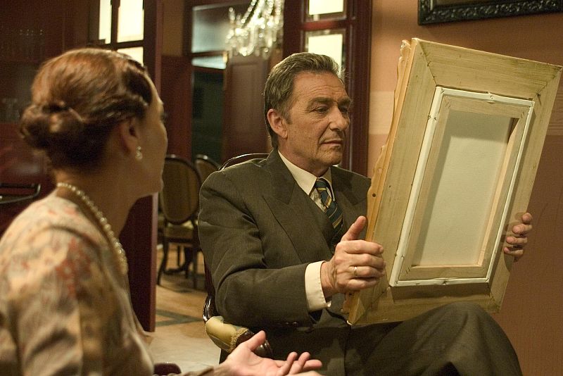 Imágenes de los capítulos 1 al 10 de 'Amar en tiempos revueltos'