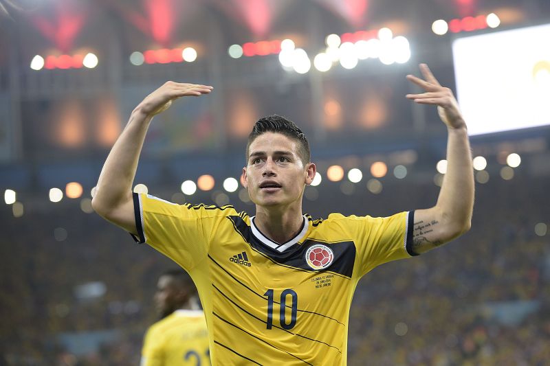 El colombiano James Rodríguez celebra el primer gol.