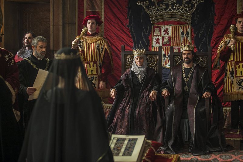 En Aragón no están por la labor de reconocer a una mujer como heredera al trono, pero al menos, aragoneses, valencianos y catalanes sí que reconocerán al hijo varón que nazca del vientre de la Reina de Portugal y ahora también heredera de Castilla