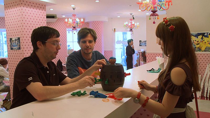 Los japoneses buscan compañía en algunos locales preparados para ello