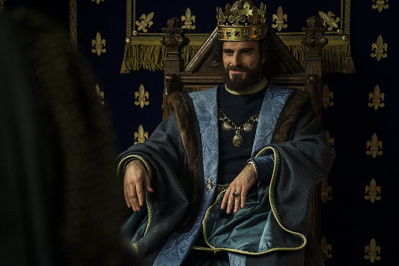 Y es que e Duque de Braganza se presenta en Francia para pedirle al rey Luis apoyo. Quiere destronar a Manuel II y convertirse en monarca