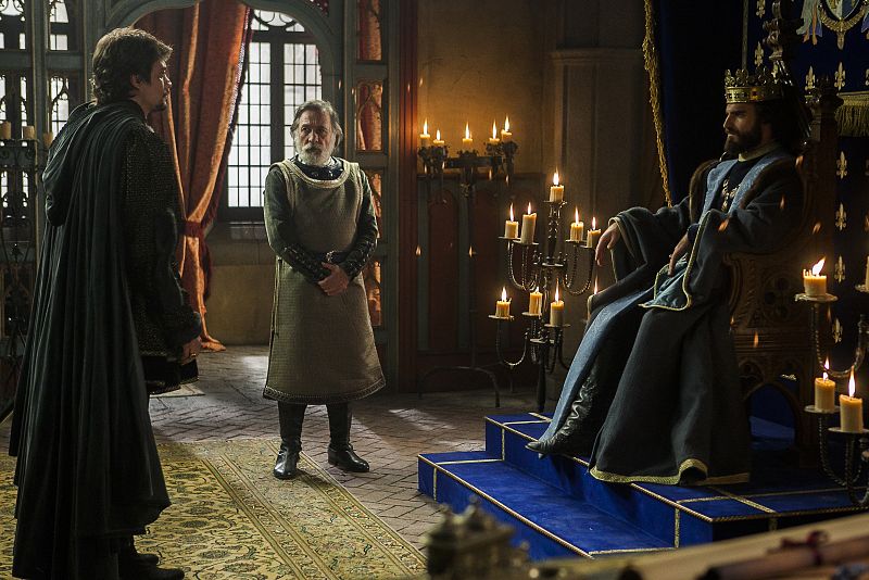 La alianza parece cuajar, pero la pericia y el saber hacer de Fernando evitarán que Francia y Portugal amenacen la estabilidad y la paz en Castilla y Aragón