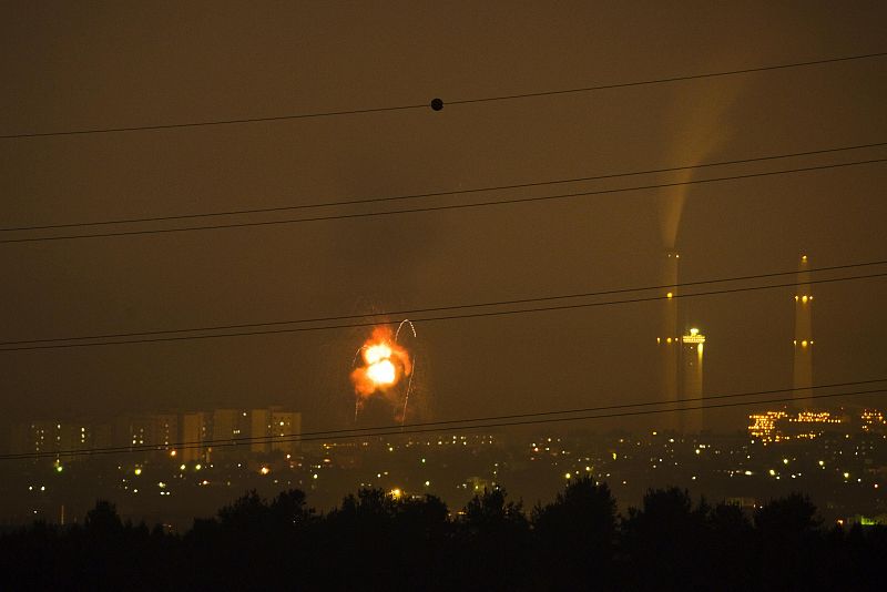 Explosiones sobre la franja de Gaza durante la operación militar israelí 'Margen Protector'