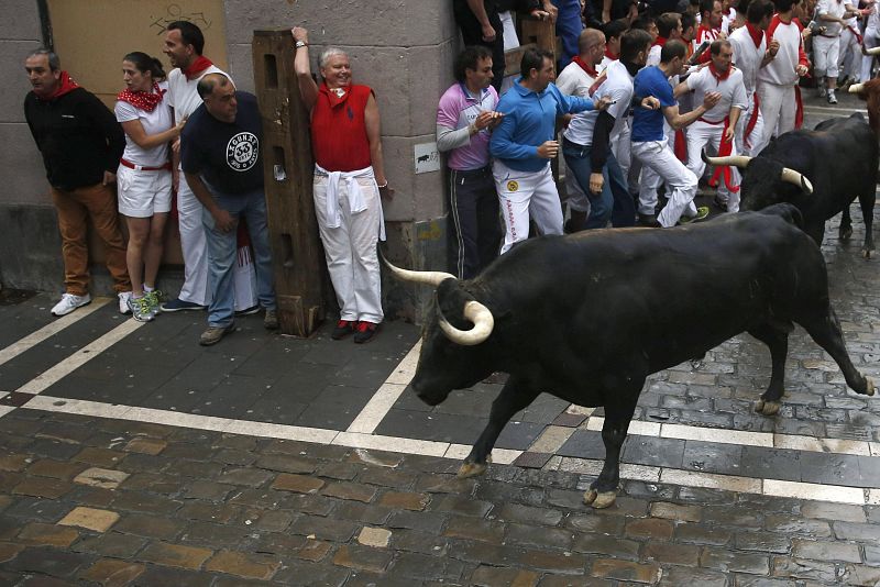 TERCER ENCIERRO CON TOROS DE LA GANADERÍA DE VICTORIANO DEL RÍO CORTÉS