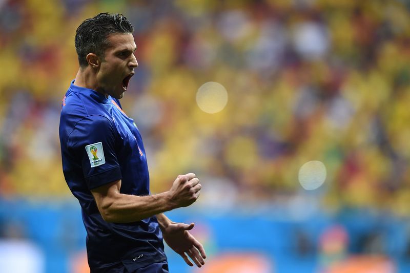 Van Persie celebra su gol ante Brasil