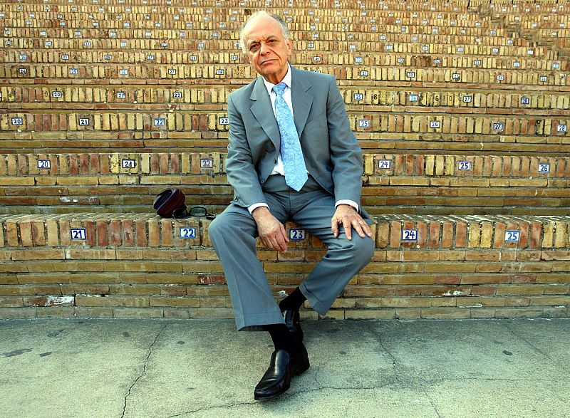 File photo of Conductor Lorin Maazel posing in Seville's bullring