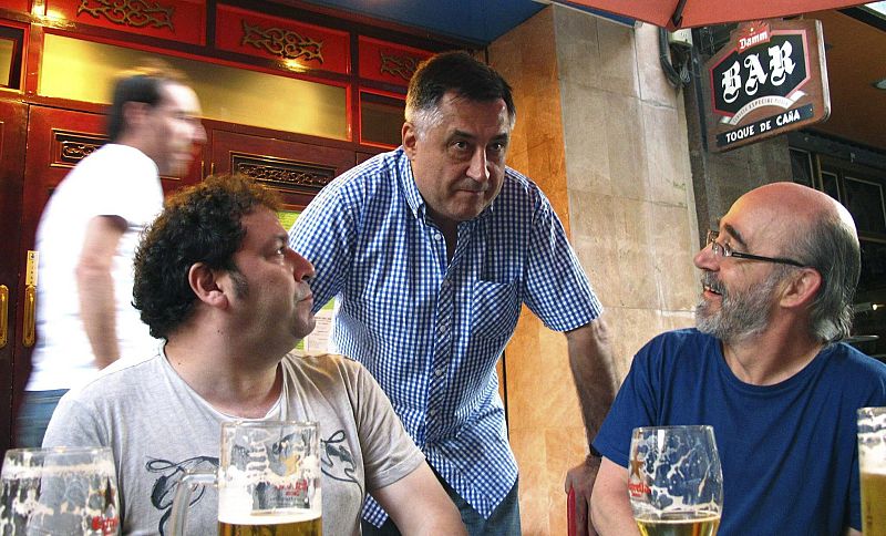 SUSPENDEN EL RODAJE DEL FILM BENDITA CALAMIDAD AL QUE SE DIRIGÍA ALEX ÁNGULO