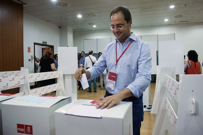El secretario de Organización y Acción Electoral del PSOE, César Luena.