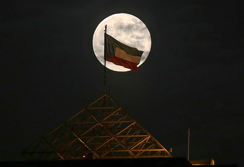 LA MAYOR SUPERLUNA DEL AÑO