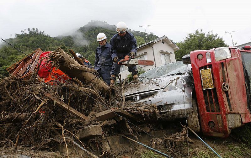 Las autoridades no descartan que la cifra de víctimas mortales y personas sin localizar se vaya elevando a medida que avancen las labores de rescate.