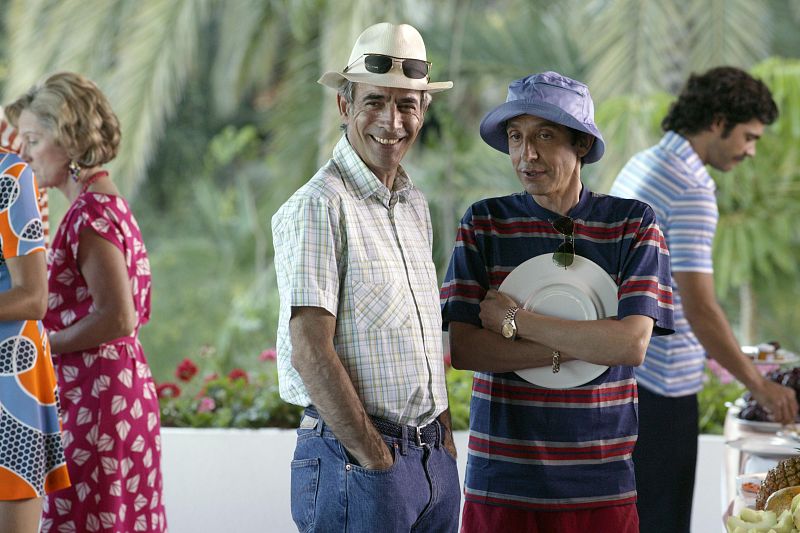 Desi y Clara pasaron unas vacaciones en Gran Canaria con los Alcántara