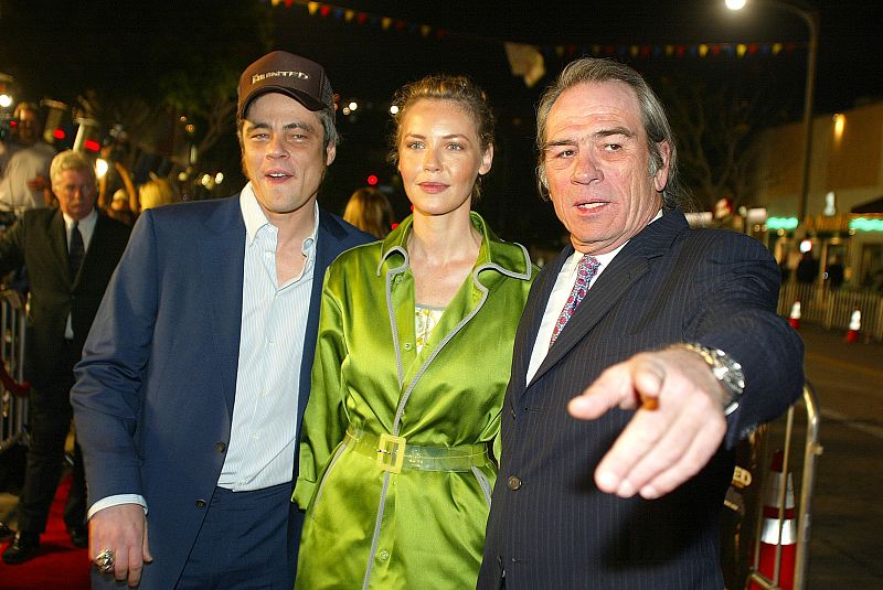 Los actores Benicio Del Toro, Connie Nielsen and Tommy Lee Jones en la presentación de "The Hunted" en Los Angeles 2003