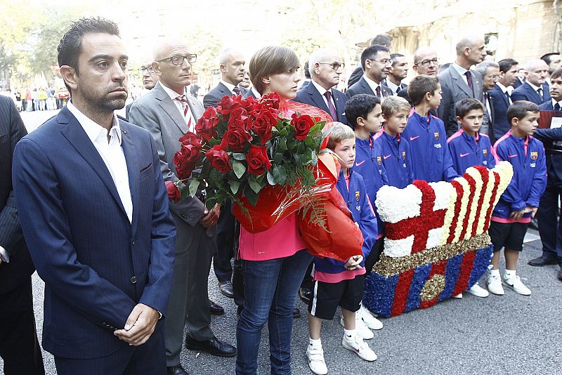 Uno de los capitanes del Barça, Xavi Hernández, ha estado con la comitiva azulgrana en los actos de la Diada.