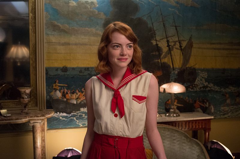 Emma Stone en un fotograma de "Magia a la luz de la luna" de Woody Allen