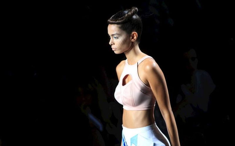  Desfile de Leyre Valiente