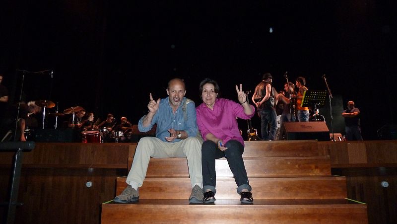 Un momento de descanso en la grabación: viva el rock