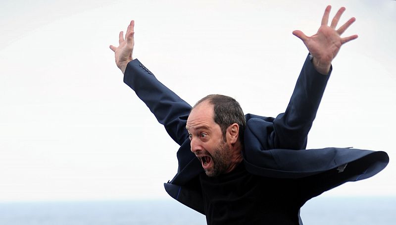 El actor Josean Bengoetxea durante una sesión de fotos tras la presentación de "Loreak" en la 62 edición del Festival de San Sebastián