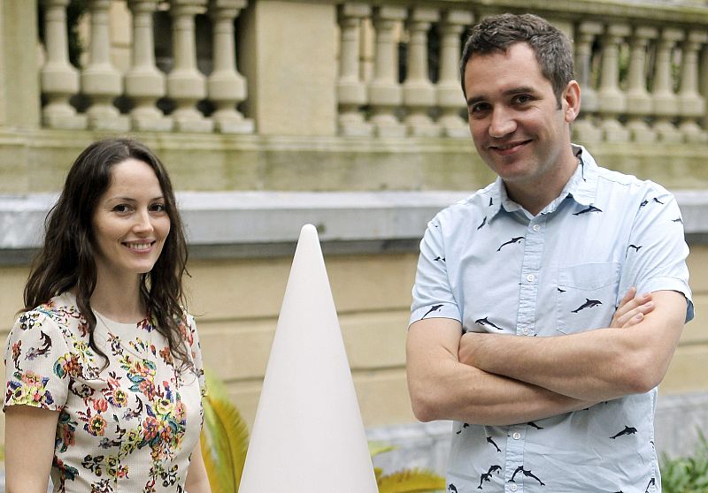 El director chileno Cristián Jiménez y la actriz Ingrid Isensee en el marco de la 62 edición del Festival de Cine San Sebastián