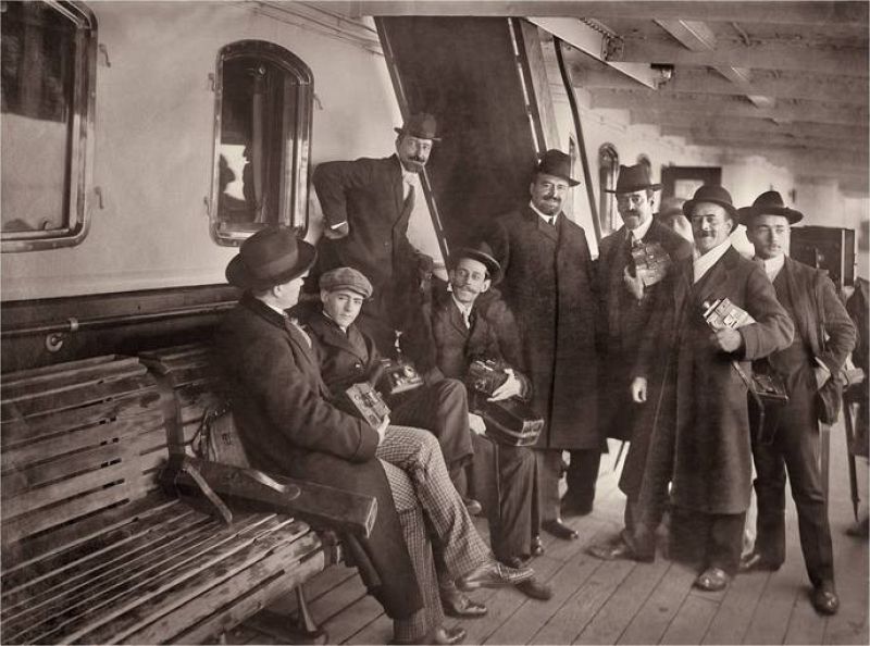 Blasco Ibáñez recibido en el puerto de Buenos Aires. 1909.