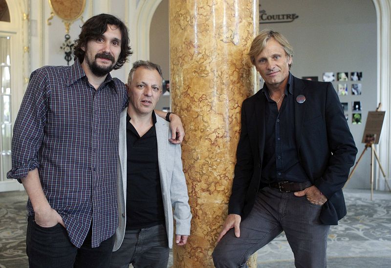 El director Lisandro Alonso, el actor Viggo Mortensen y el productor Rémi Burah