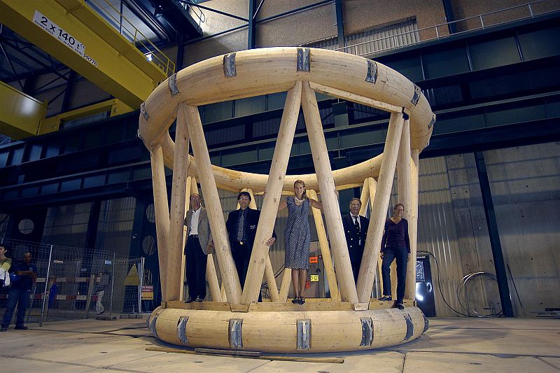 El primer componente del Palais de l'Equilibre a su llegada al CERN.