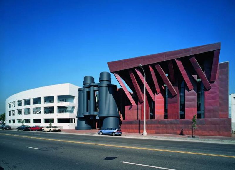 Frank Gehry, Agencia Agence Chiat\Day, California1985-1991 